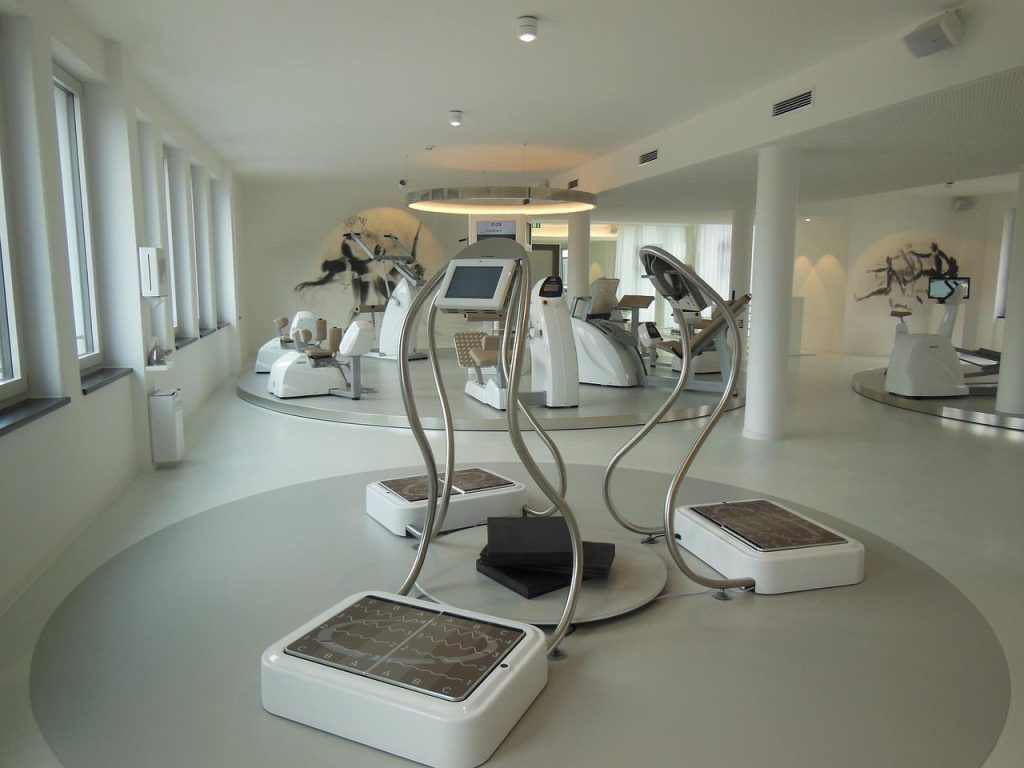 Sportschool Bergen op Zoom biedt een ultieme fitnesservaring met moderne apparatuur, groepslessen en een ondersteunende fitne